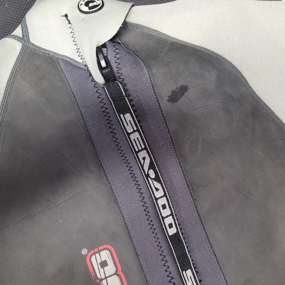 Mens wet suit - Picture 4 of 7